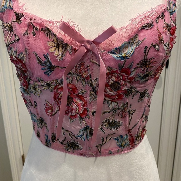New! Victoria's Secret Floral Embroidery Cap Sleeve Corset 16131 - Picture 5 of 15